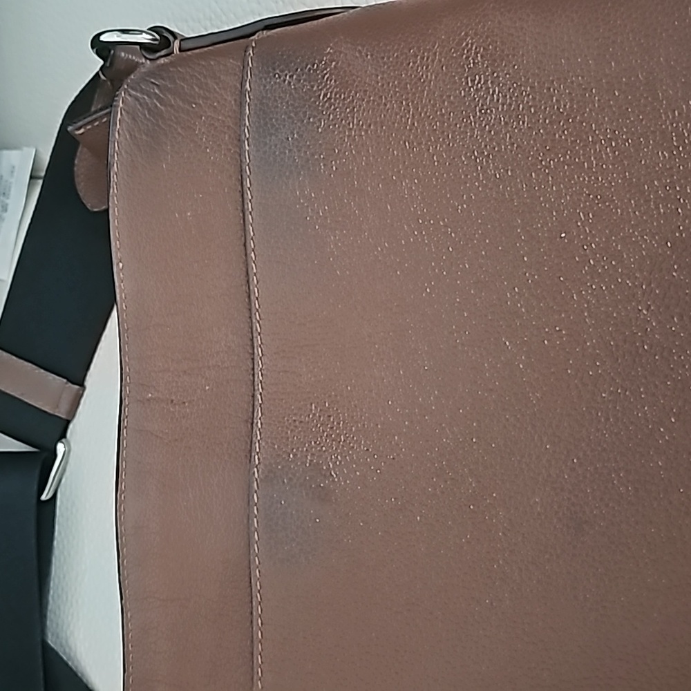 Coach Crossbody - Picture 4 of 8